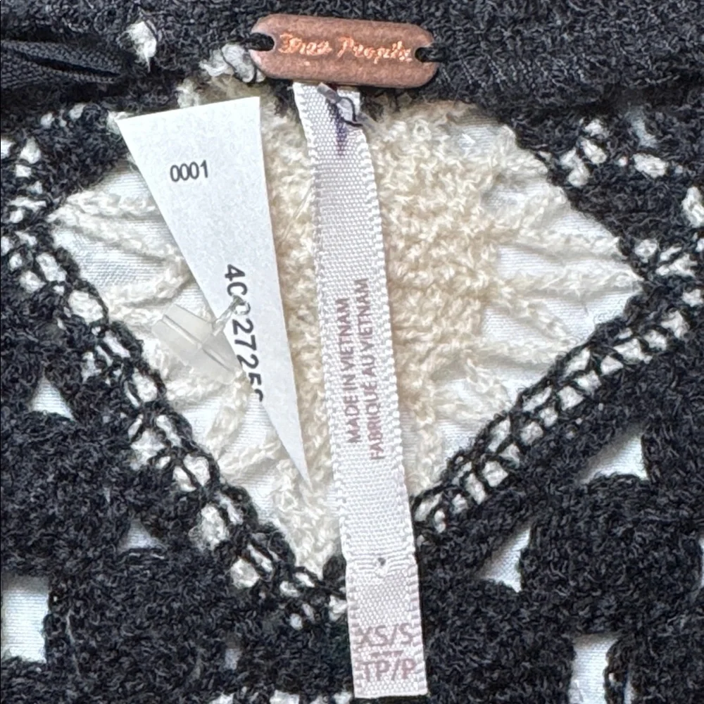 Free People Beach House Crochet Top Size XS - Picture 7 of 11